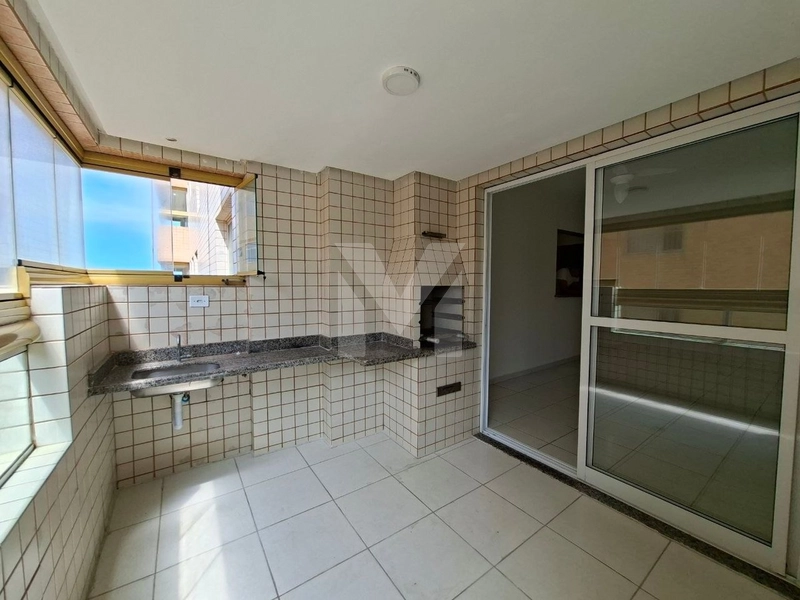 2 DORMITÓRIOS - 1 SUITE - SACADA GOURMET COM CHURRASQUEIRA  VISTA MAR: 12ª foto da galeria de imagens do imóvel