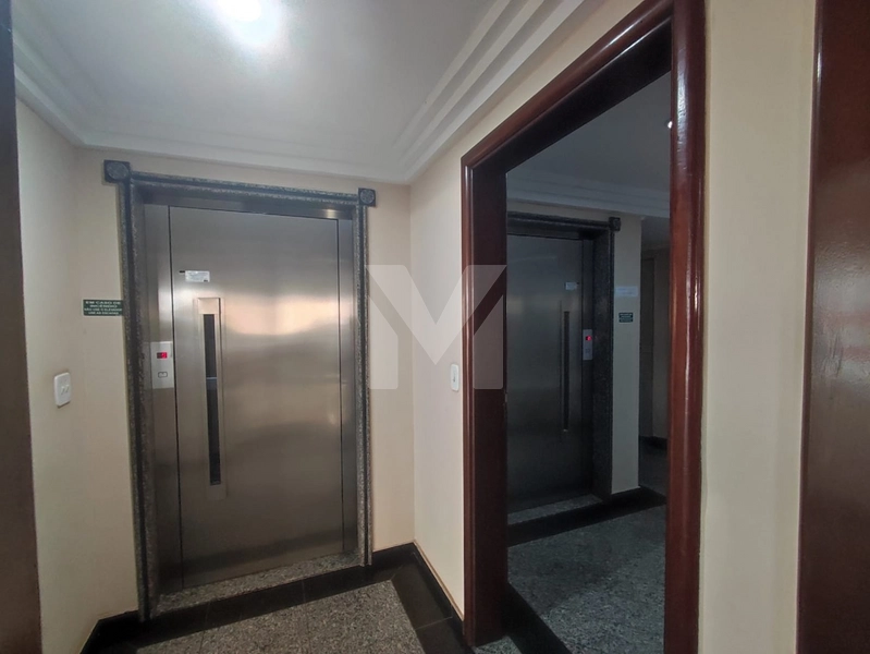 Prédio com portaria 24h: 33ª foto da galeria de imagens do imóvel