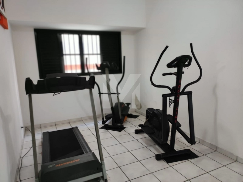 Prédio com portaria 24h: 37ª foto da galeria de imagens do imóvel