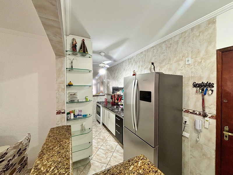 Apartamento 2 Dorm.(1 suite) frente rua, vista livre com 2 vagas: 9ª foto da galeria de imagens do imóvel