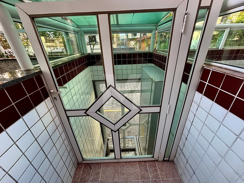 Apartamento 2 Dorm.(1 suite) frente rua, vista livre com 2 vagas: 28ª foto da galeria de imagens do imóvel