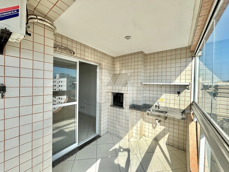 Andar alto e vista livre, esse apartamento há 300m da praia é pra você: 15ª foto da galeria de imagens do imóvel