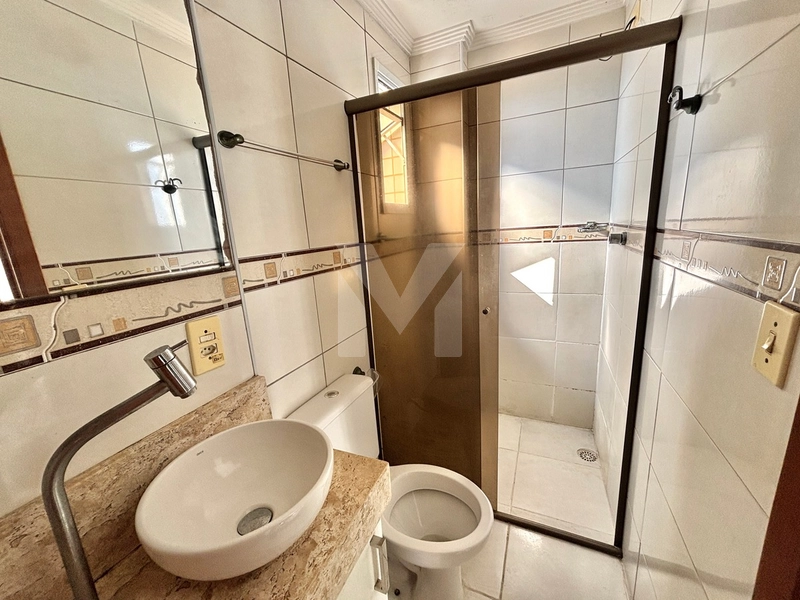 Andar alto e vista livre, esse apartamento há 300m da praia é pra você: 13ª foto da galeria de imagens do imóvel