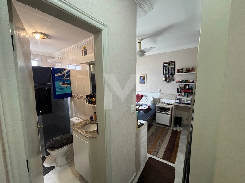 Apartamento em prédio Frente Mar: 15ª foto da galeria de imagens do imóvel