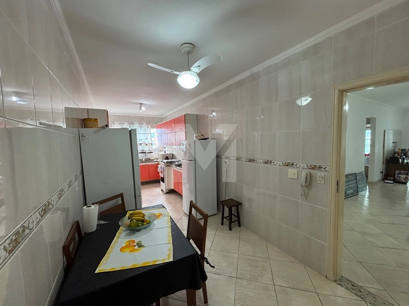 Apartamento em prédio Frente Mar: 3ª foto da galeria de imagens do imóvel