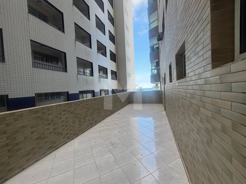 Apartamento em prédio Frente Mar: 42ª foto da galeria de imagens do imóvel