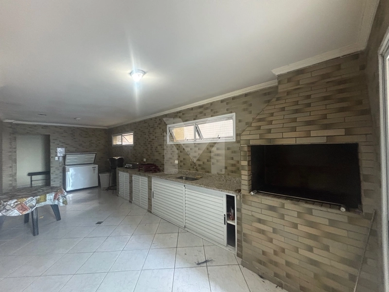 Apartamento em prédio Frente Mar: 41ª foto da galeria de imagens do imóvel