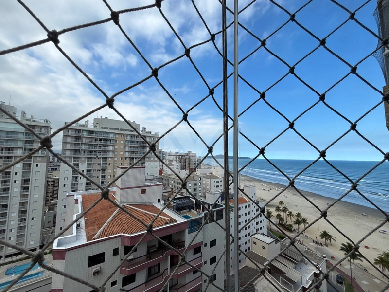 Apartamento em prédio Frente Mar