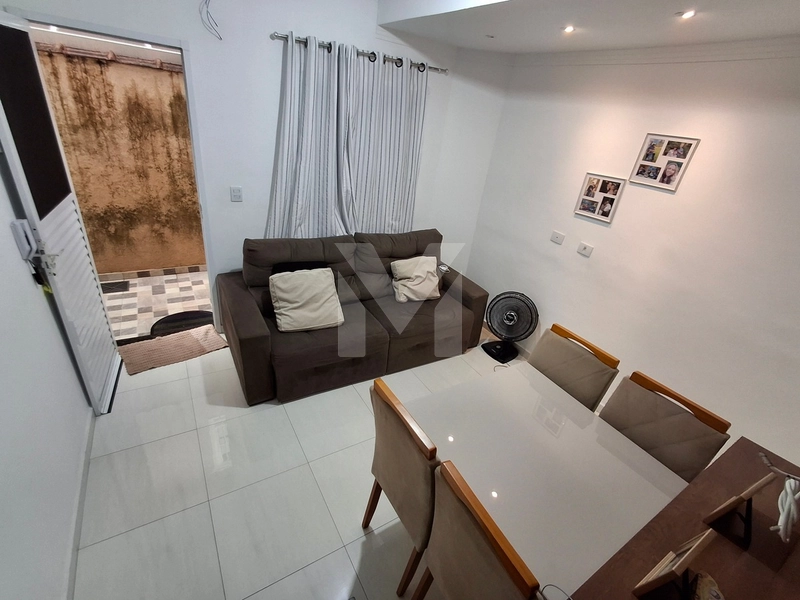 Casa 2 dormitórios em condomínio no Canto do Forte: 2ª foto da galeria de imagens do imóvel