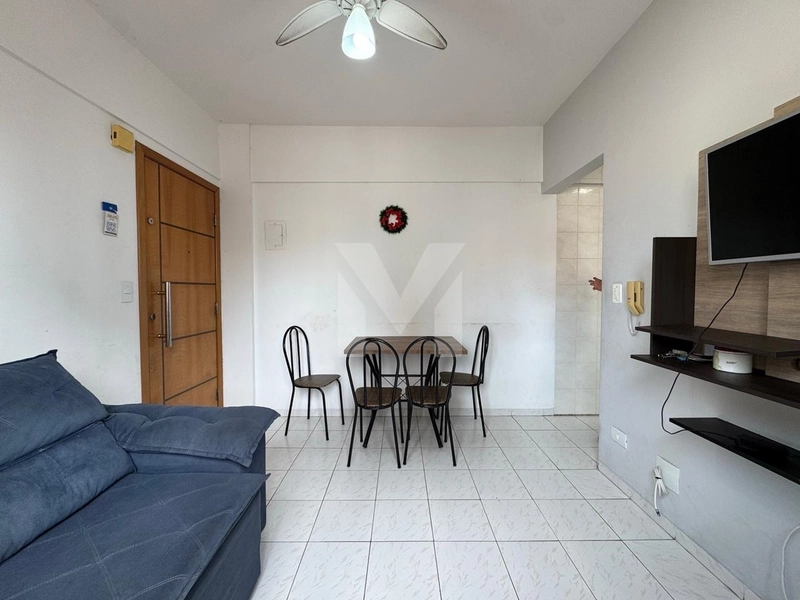 1 Dormitório Com piscina: 1ª foto da galeria de imagens do imóvel