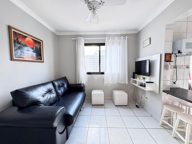 1 DORMITÓRIO PORTEIRA FECHADA | 50 METROS DA PRAIA: 2ª foto da galeria de imagens do imóvel