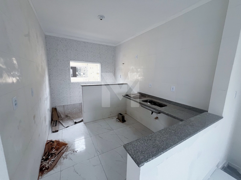 Incrível oportunidade, casa sobreposta com sacada!: 9ª foto da galeria de imagens do imóvel