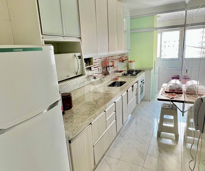 Apartamento mobiliado com vista livre na Ocian: 8ª foto da galeria de imagens do imóvel