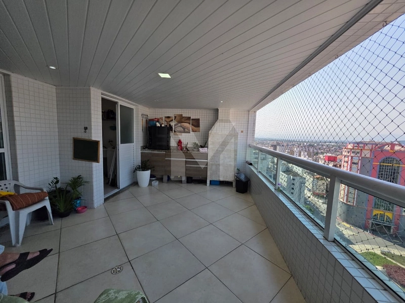 Apartamento 4 suítes, 3 vagas de garagem no Bairro Guilhermina: 18ª foto da galeria de imagens do imóvel