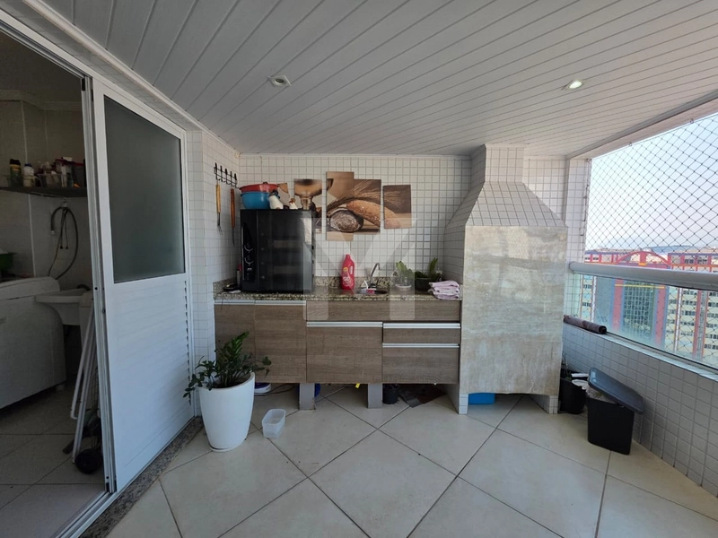 Apartamento 4 suítes, 3 vagas de garagem no Bairro Guilhermina: 19ª foto da galeria de imagens do imóvel