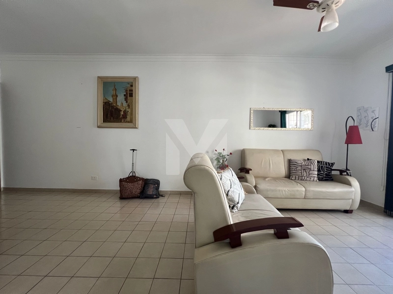 APARTAMENTO NO OCIAN COM VISTA MAR: 5ª foto da galeria de imagens do imóvel