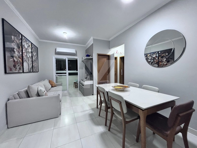 Apartamento à venda no bairro Canto do Forte