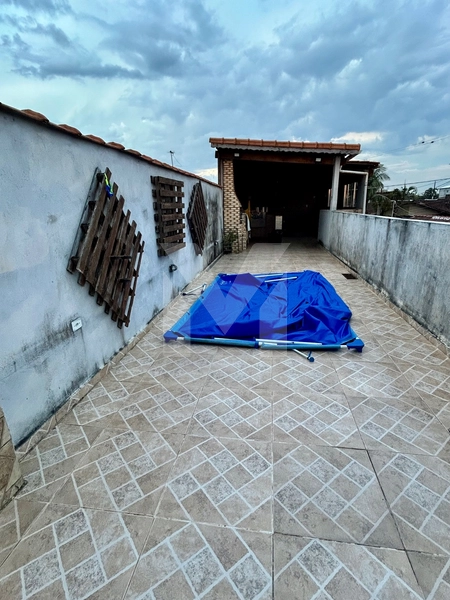 CASA AMPLA COM 171 M² A APENAS 780 METROS DA PRAIA: 6ª foto da galeria de imagens do imóvel