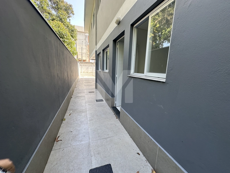 Casa de condomínio à venda no bairro Tude Bastos: 2ª foto da galeria de imagens do imóvel