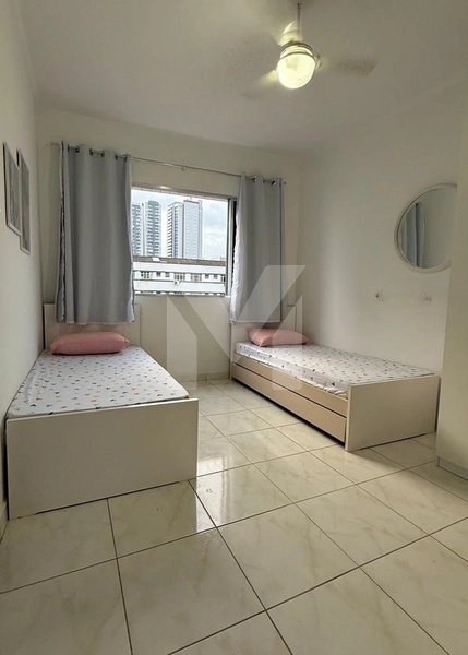 BOQUEIRÃO FRENTE MAR — 1 DORMITÓRIO MOBILIADO POR R$ 275 MIL: 1ª foto da galeria de imagens do imóvel
