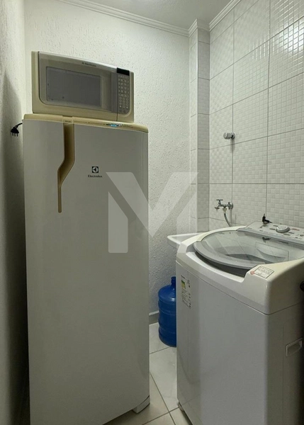 BOQUEIRÃO FRENTE MAR — 1 DORMITÓRIO MOBILIADO POR R$ 275 MIL: 9ª foto da galeria de imagens do imóvel