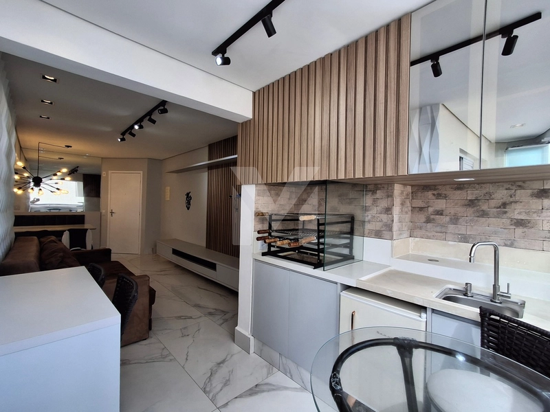 Lindo apartamento todo mobiliado 2 dormitórios por R$ 595 mil: 4ª foto da galeria de imagens do imóvel