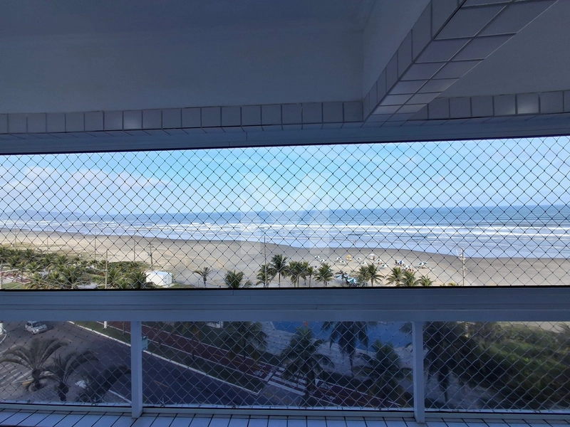 Apartamento frente mar 1 dormitório com sacada gourmet por R$ 450 mil: 3ª foto da galeria de imagens do imóvel