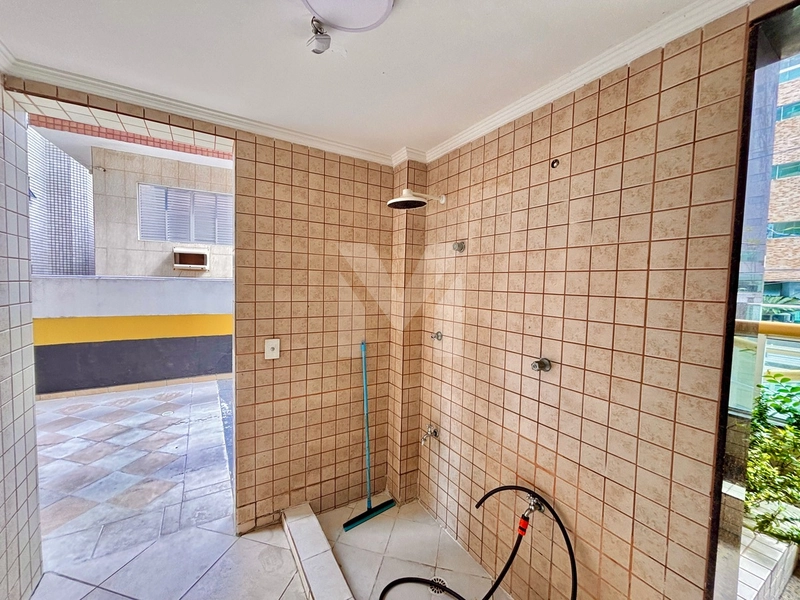 Apartamento mobiliado há 200m do Mar no bairro TUPI em Praia Grande-SP: 27ª foto da galeria de imagens do imóvel