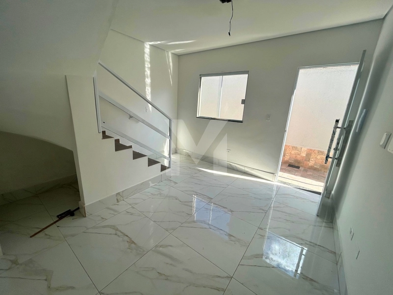 Aproveite esta oportunidade, sobrado em Praia Grande - Ribeirópolis