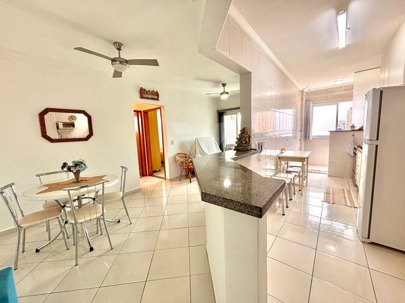 Apartamento mobiliado há 250m da Praia na TUPI