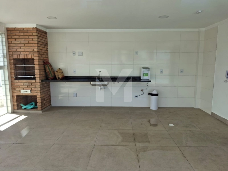 Locação de apartamento 2 dormitórios com Piscina na cobertura: 26ª foto da galeria de imagens do imóvel