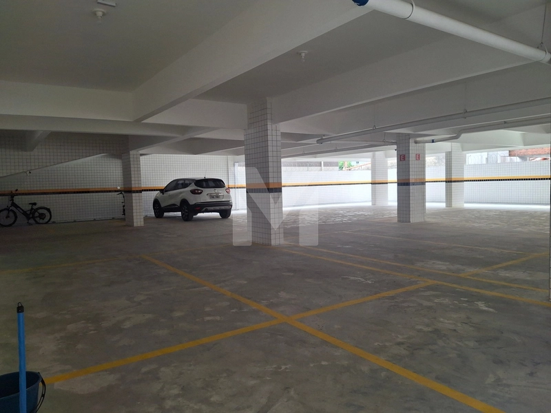 Locação de apartamento 2 dormitórios com Piscina na cobertura: 27ª foto da galeria de imagens do imóvel