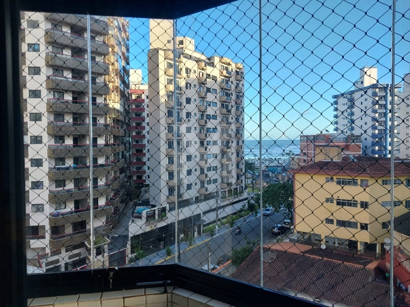 VILA TUPI — VISTA MAR, SACADA E 54 M² POR R$ 340 MIL