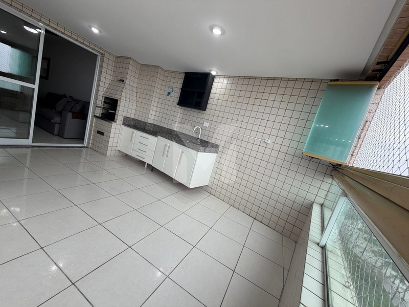 Apartamento frente mar com 3 suítes com 130m .: 2ª foto da galeria de imagens do imóvel