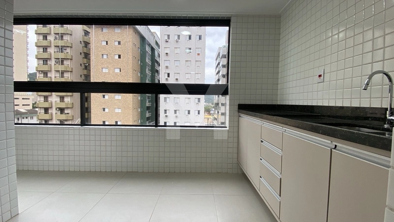 Apartamento à venda no Canto do Forte: 2ª foto da galeria de imagens do imóvel