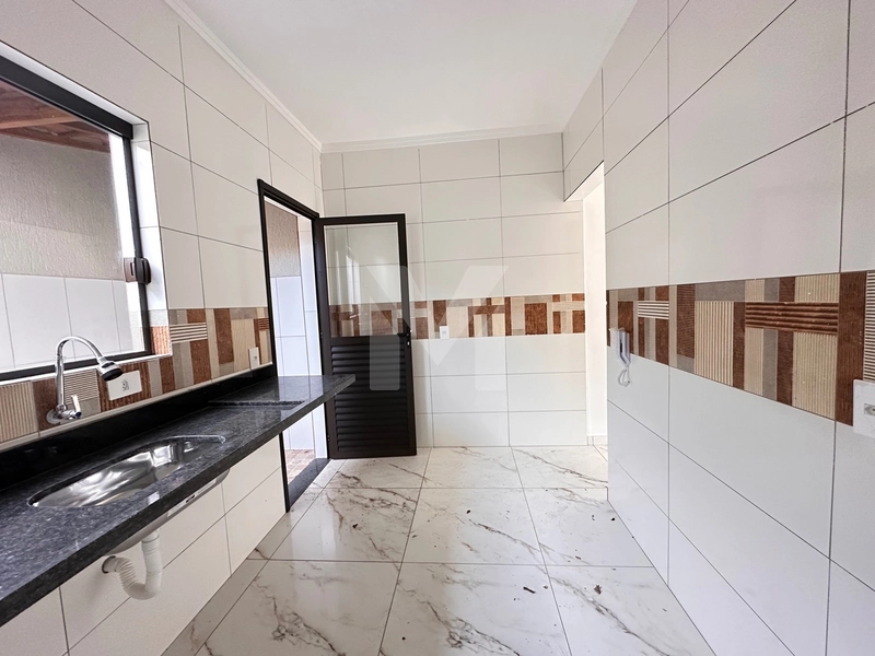 Casa em condomínio com área de lazer (Piscina e área gourmet).: 12ª foto da galeria de imagens do imóvel