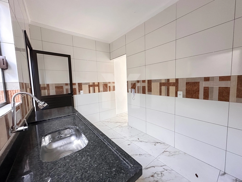 Casa em condomínio com área de lazer (Piscina e área gourmet).: 11ª foto da galeria de imagens do imóvel