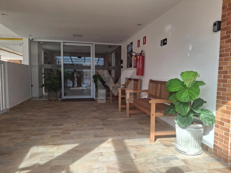 Apartamento 2 dorm, 1 vaga, semimobiliado no Canto do Forte: 4ª foto da galeria de imagens do imóvel