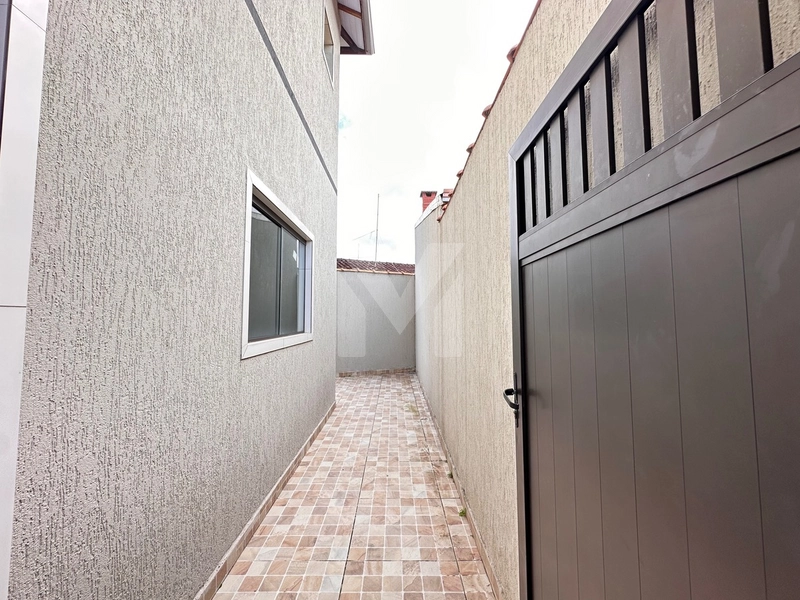 Sobrado em condomínio com área de lazer e quintal privativo.: 3ª foto da galeria de imagens do imóvel