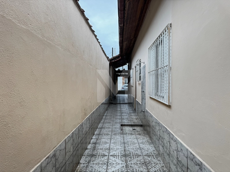 CASA 2 DORMITÓRIOS PRÓXIMO A PRAIA: 2ª foto da galeria de imagens do imóvel