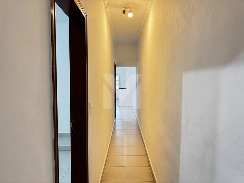 CASA 2 DORMITÓRIOS PRÓXIMO A PRAIA: 3ª foto da galeria de imagens do imóvel
