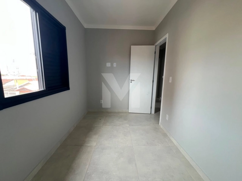 CASA TRIPLEX EM CONDOMÍNIO À VENDA NO BAIRRO OCIAN – PRAIA GRANDE: 8ª foto da galeria de imagens do imóvel