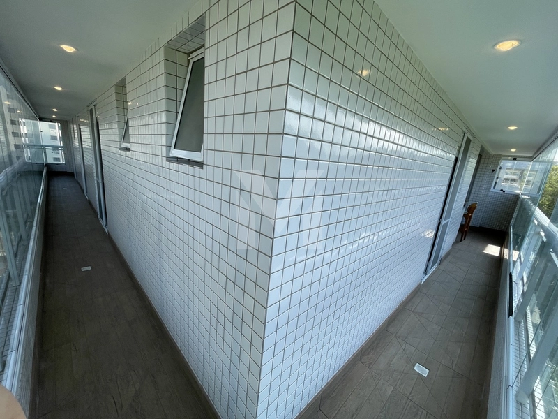 Apartamento 4 suítes mobiliado há 100m da Praia no Canto do Forte: 13ª foto da galeria de imagens do imóvel