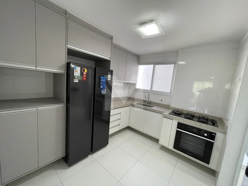 Apartamento 4 suítes mobiliado há 100m da Praia no Canto do Forte: 14ª foto da galeria de imagens do imóvel