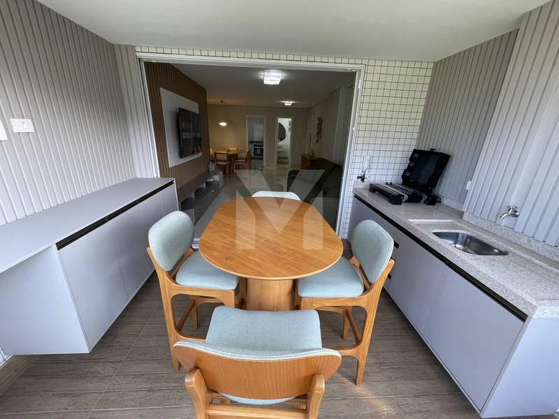Apartamento 4 suítes mobiliado há 100m da Praia no Canto do Forte: 5ª foto da galeria de imagens do imóvel
