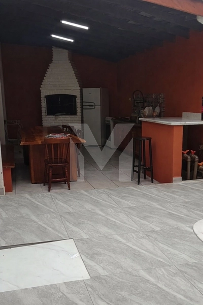 Casa com Piscina no Caiçara – Praia Grande/SP: 9ª foto da galeria de imagens do imóvel