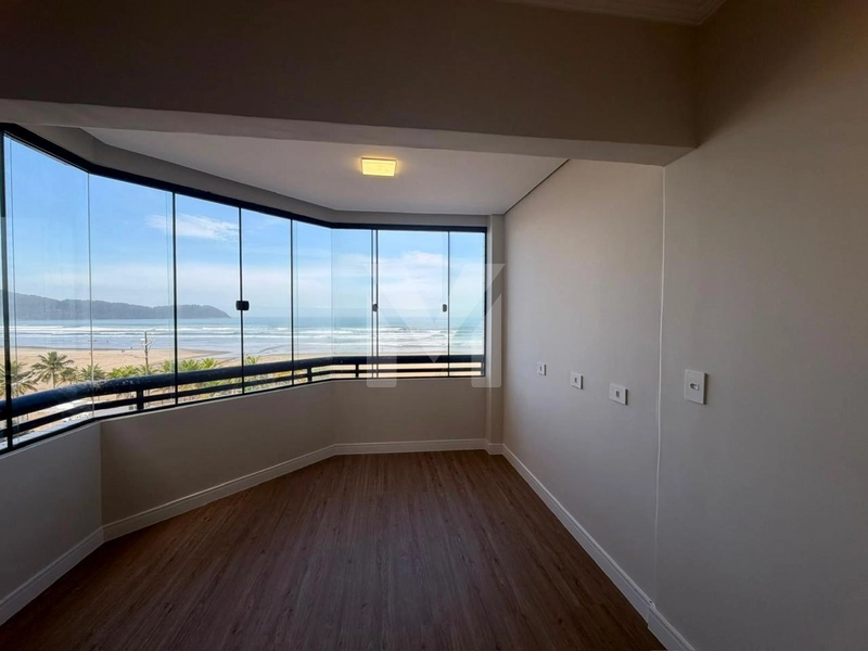 APARTAMENTO COM 03 DORMITÓRIOS FRENTE TOTAL PARA O MAR: 4ª foto da galeria de imagens do imóvel