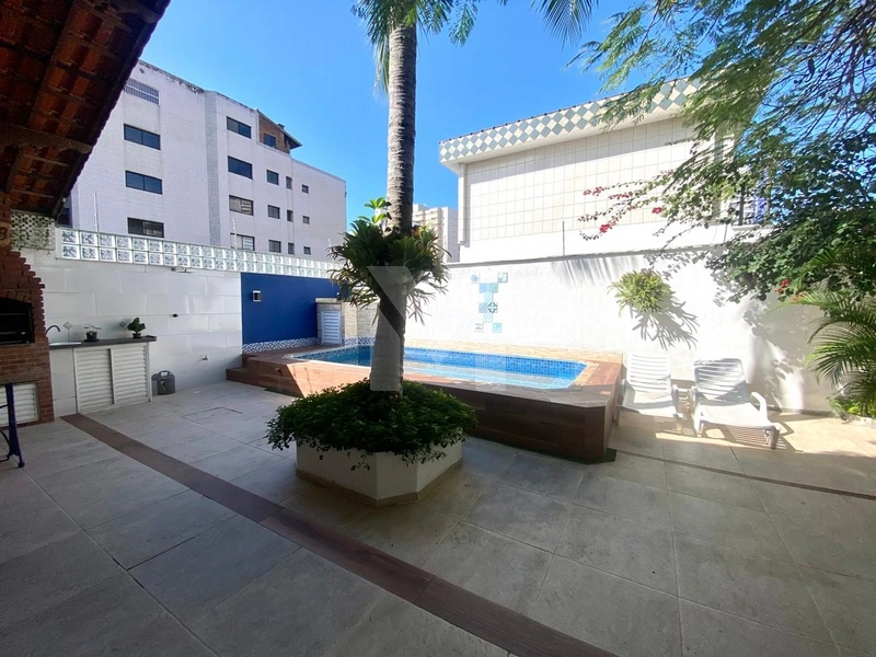 Sobrado com piscina no bairro Aviação, Praia Grande.: 2ª foto da galeria de imagens do imóvel