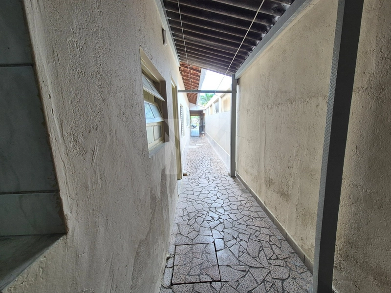 CASA COM 2 DORMITÓRIOS + EDÍCULA PARA LOCAÇÃO: 12ª foto da galeria de imagens do imóvel