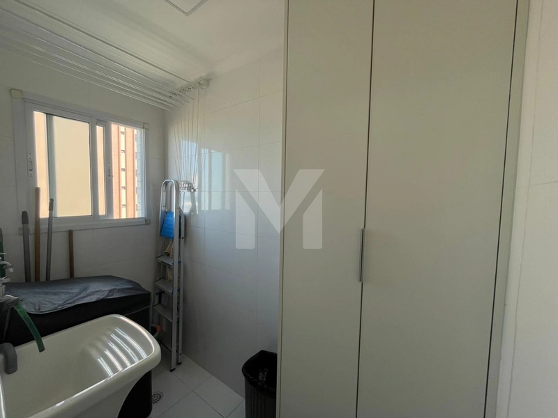 APARTAMENTO FRENTE MAR A VENDA NA GUILHERMINA EM PRAIA GRANDE: 6ª foto da galeria de imagens do imóvel